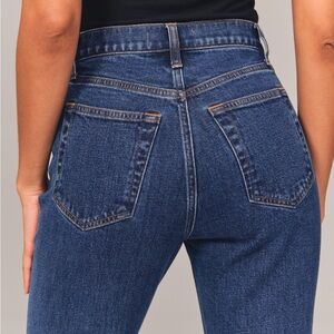 Abercrombie & Fitch the Ankle Straight Ultra High Rise